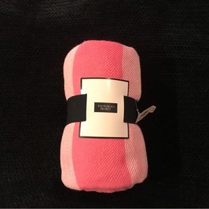 Victoria’s Secret Blanket/Throw